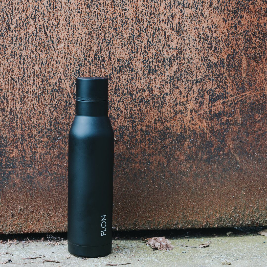 Insulated-Reusable-Water-Bottle-Black